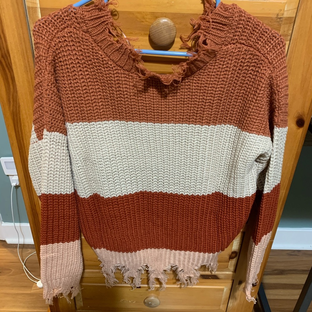 Sweater - Picture 3 of 3